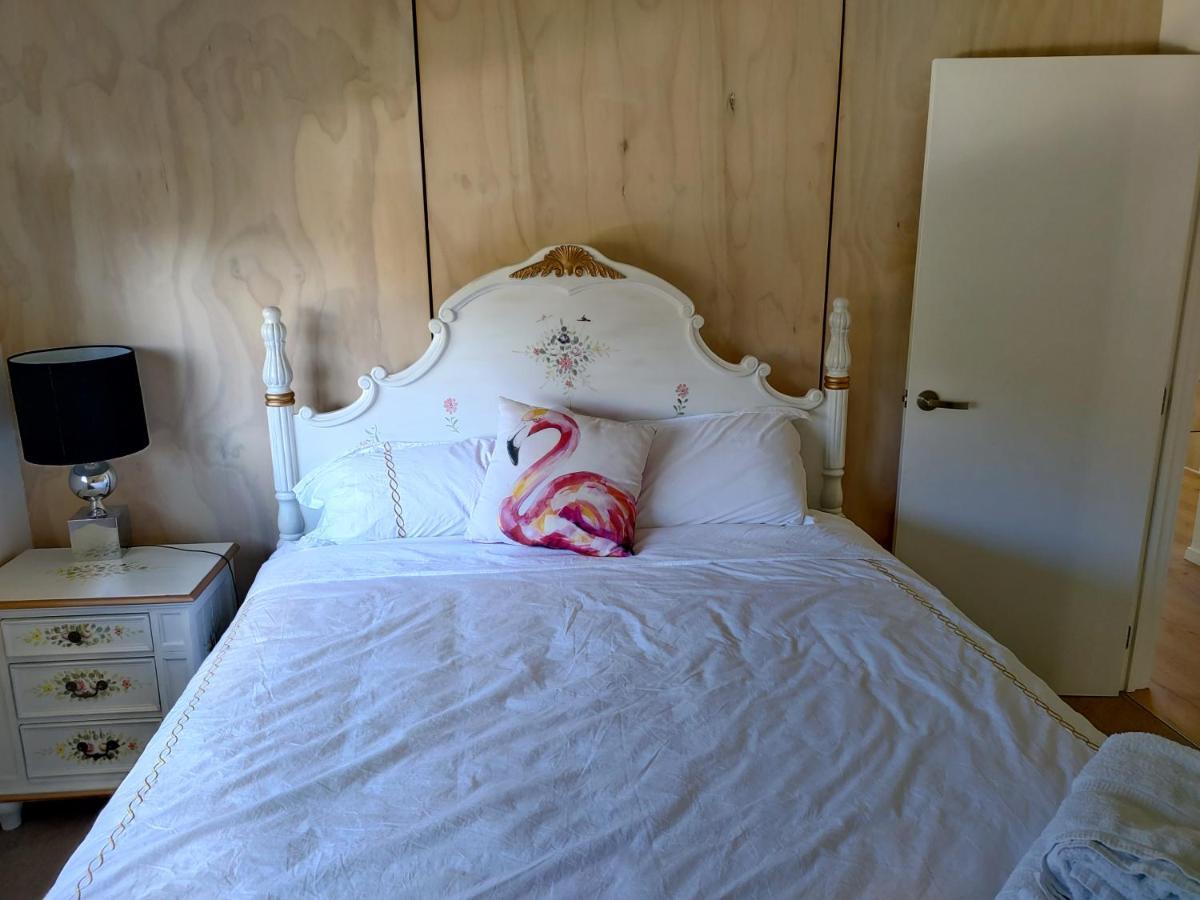 Pencarrow Lakeside Apartment クイーンズタウン エクステリア 写真
